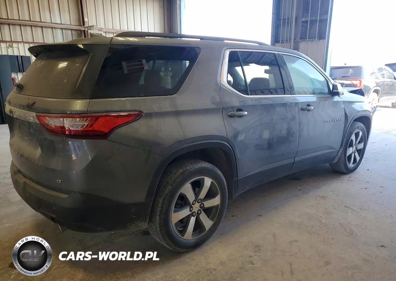 2019 Chevrolet Traverse Lt VIN:1GNERHKW2KJ241266 - 3