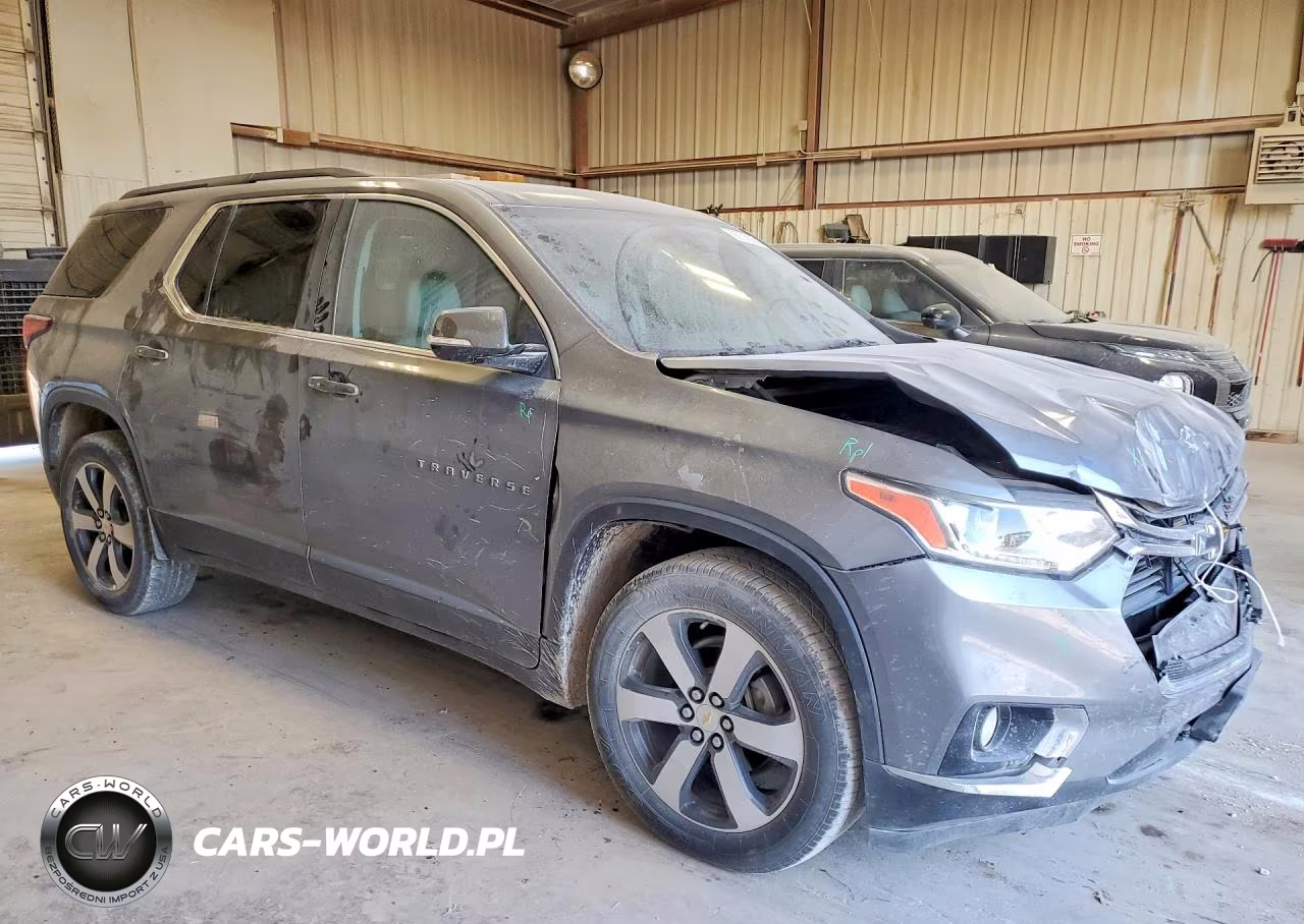 2019 Chevrolet Traverse Lt VIN:1GNERHKW2KJ241266 - 4