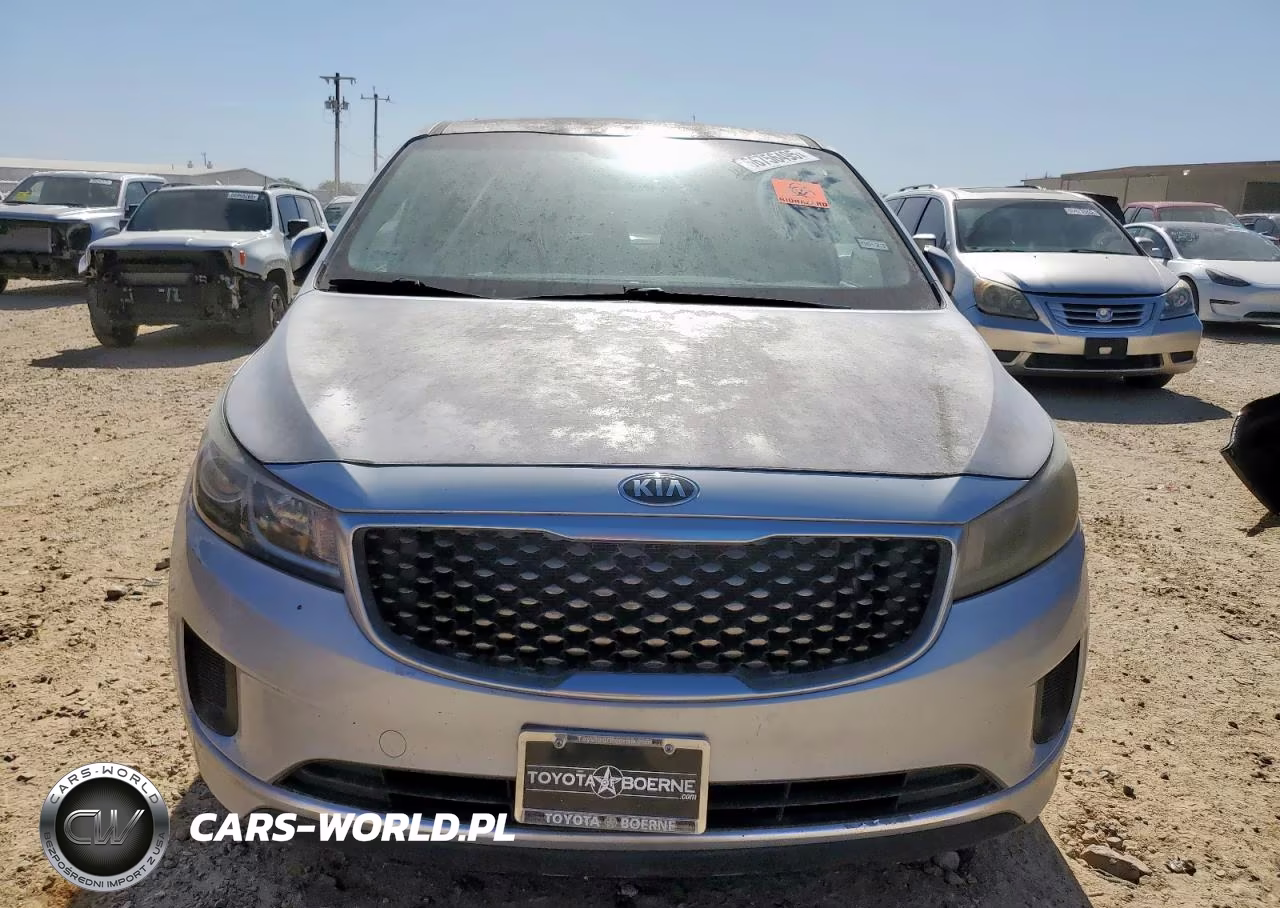 2015 Kia Sedona VIN:KNDMB5C19F6058692 - 5