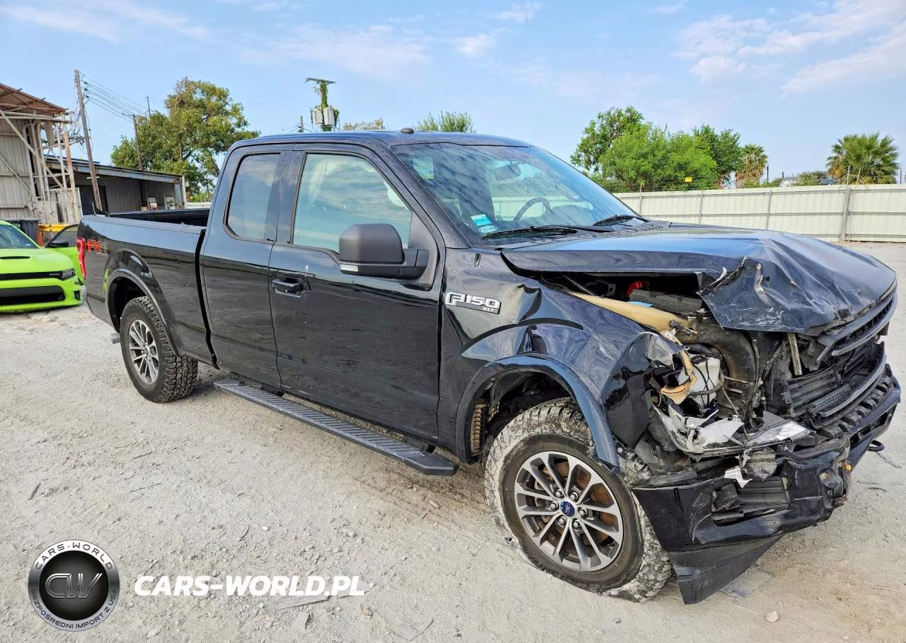 2018 Ford F150 Super Cab VIN:1FTFX1E53JKC93236 - 4