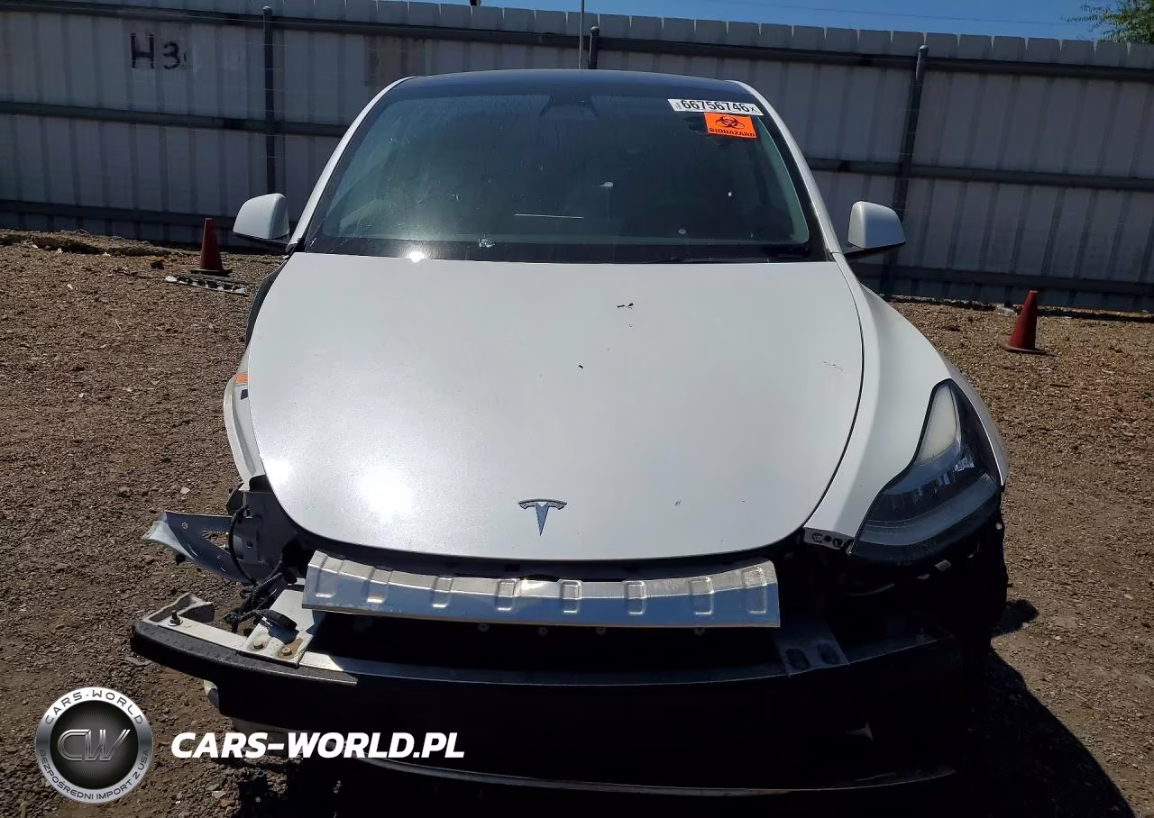 2022 Tesla Model Y VIN:7SAYGDEE6NA010454 - 5