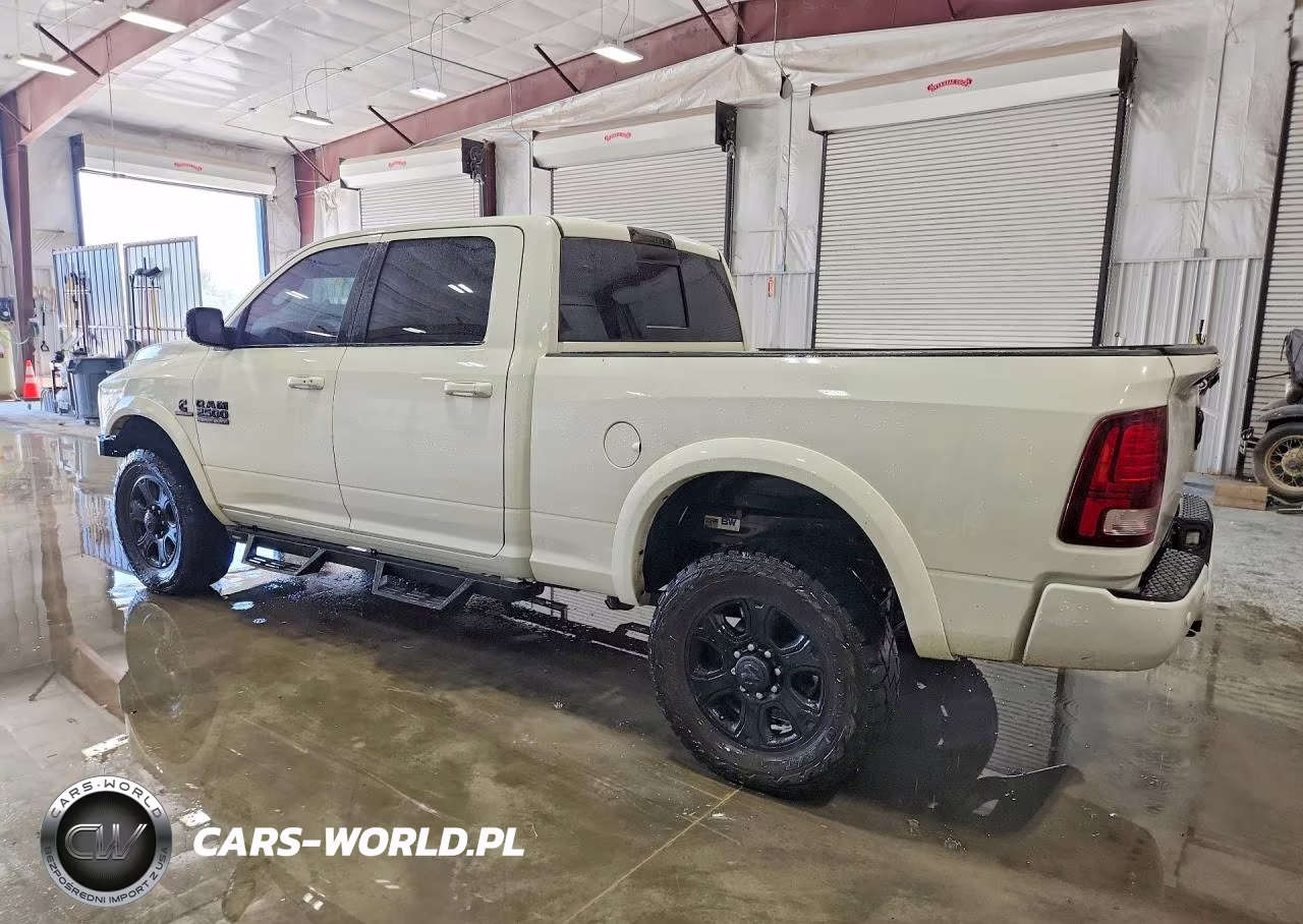 2016 Ram 2500 Laramie VIN:3C6UR5FL1GG252424 - 2
