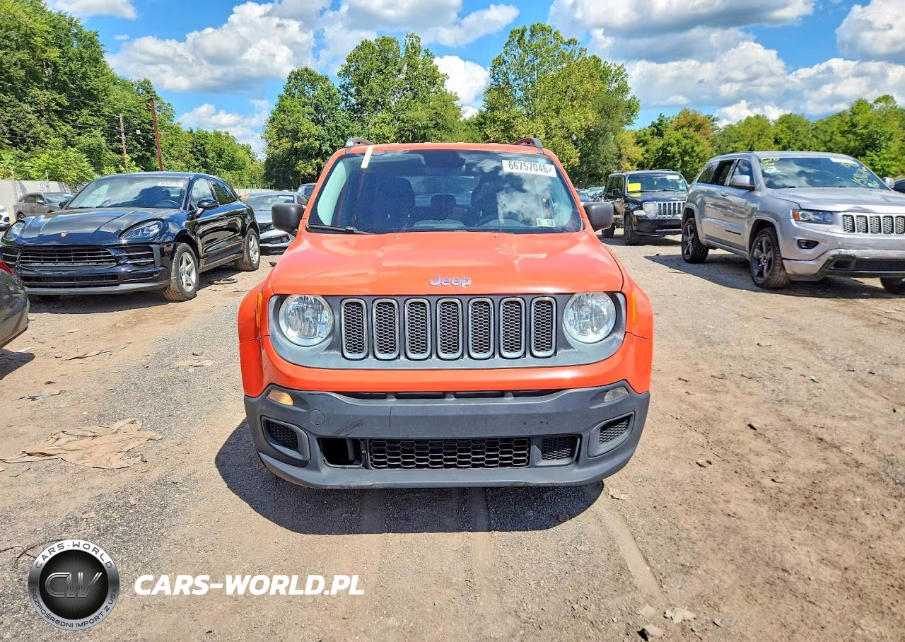 2017 Jeep Renegade Sport VIN:ZACCJAAB2HPE83576 - 5