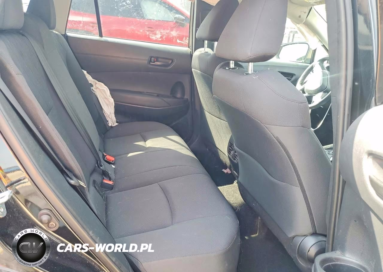 2022 Toyota Corolla Cross Le VIN:7MUCAABG2NV002899 - 11