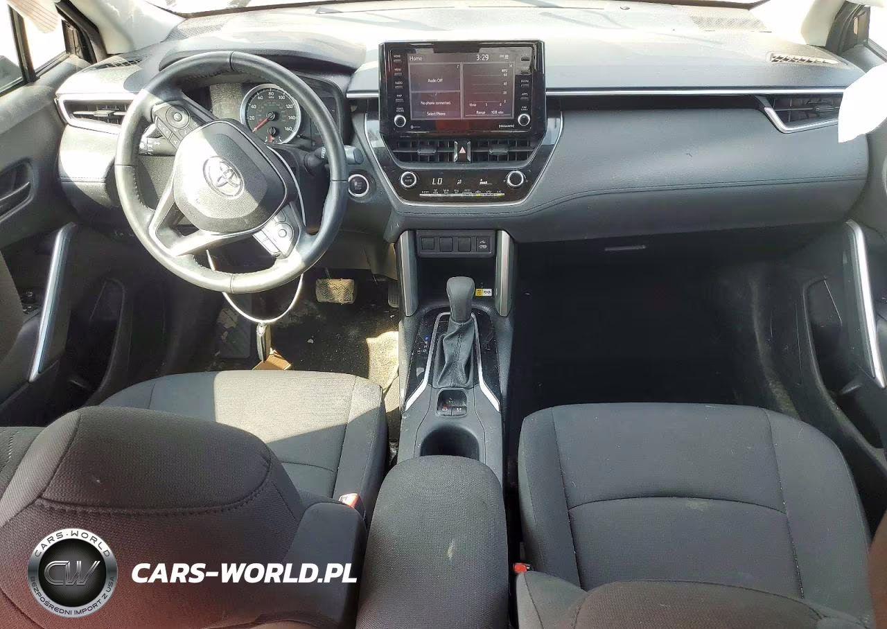 2022 Toyota Corolla Cross Le VIN:7MUCAABG2NV002899 - 8
