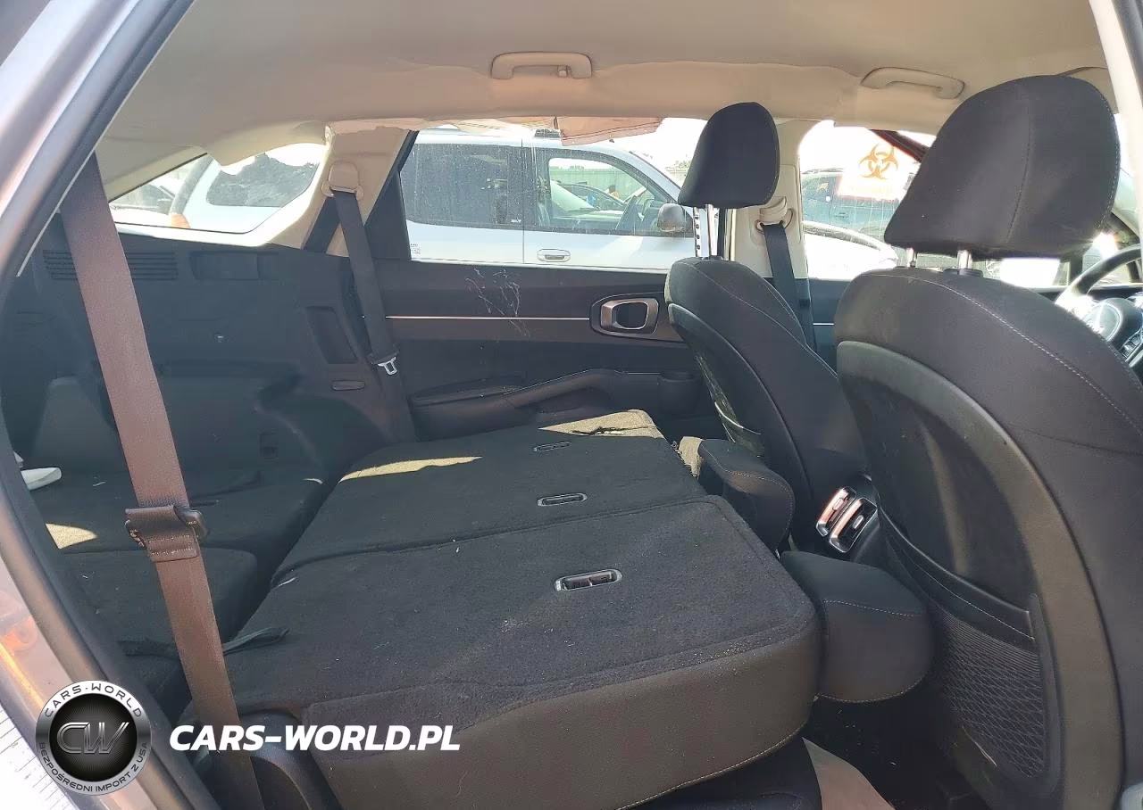 2023 Kia Sorento Lx VIN:5XYRG4LC8PG197889 - 11