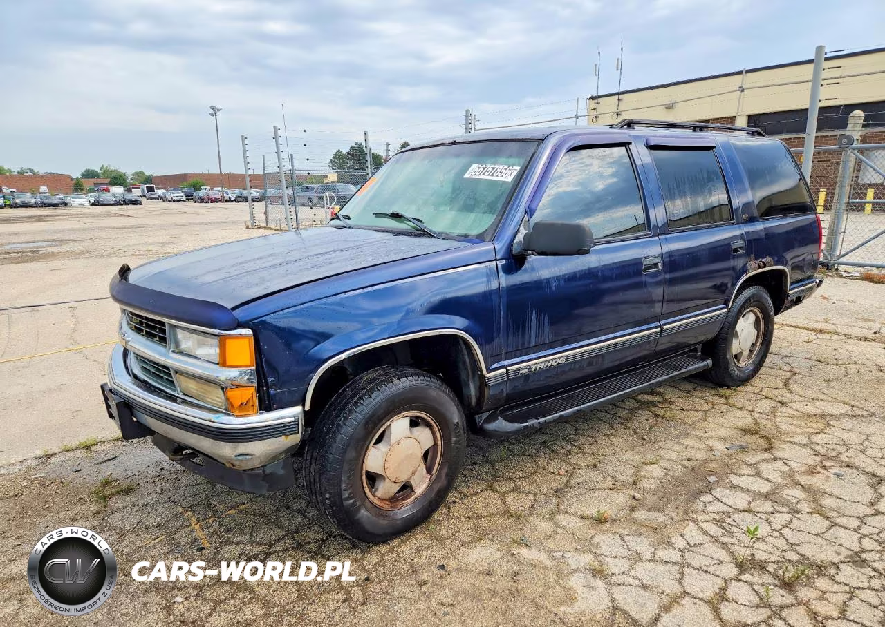 1999 Chevrolet Tahoe K1500 VIN:1GNEK13R9XJ322714 - 1