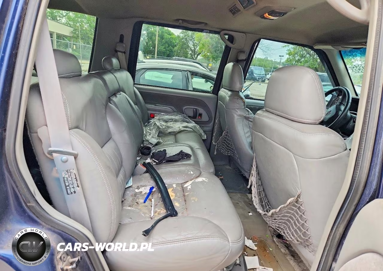 1999 Chevrolet Tahoe K1500 VIN:1GNEK13R9XJ322714 - 11
