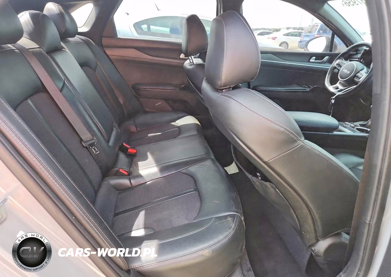 2023 Kia K5 Gt Line VIN:5XXG64J2XPG176485 - 10