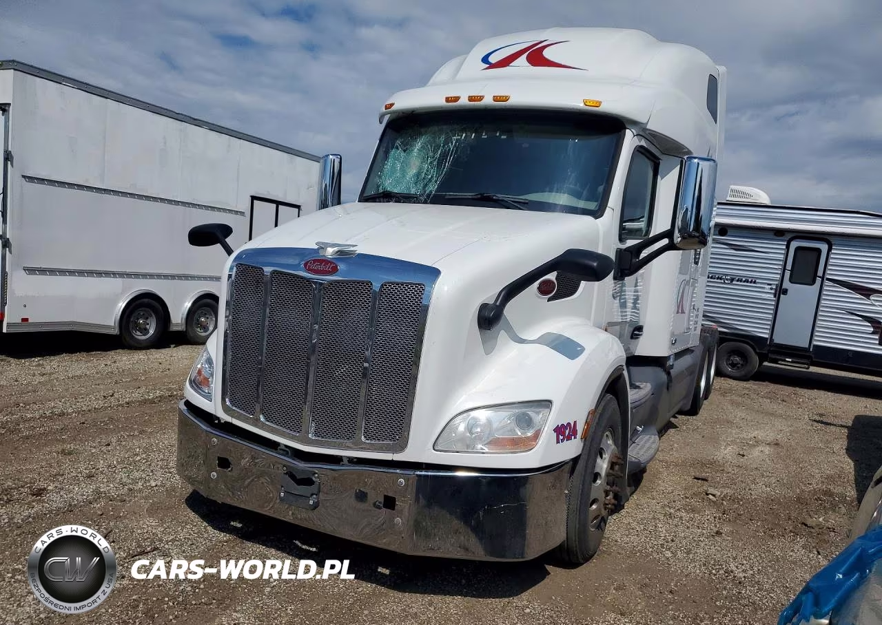 2019 Peterbilt 579 - Semi Truck