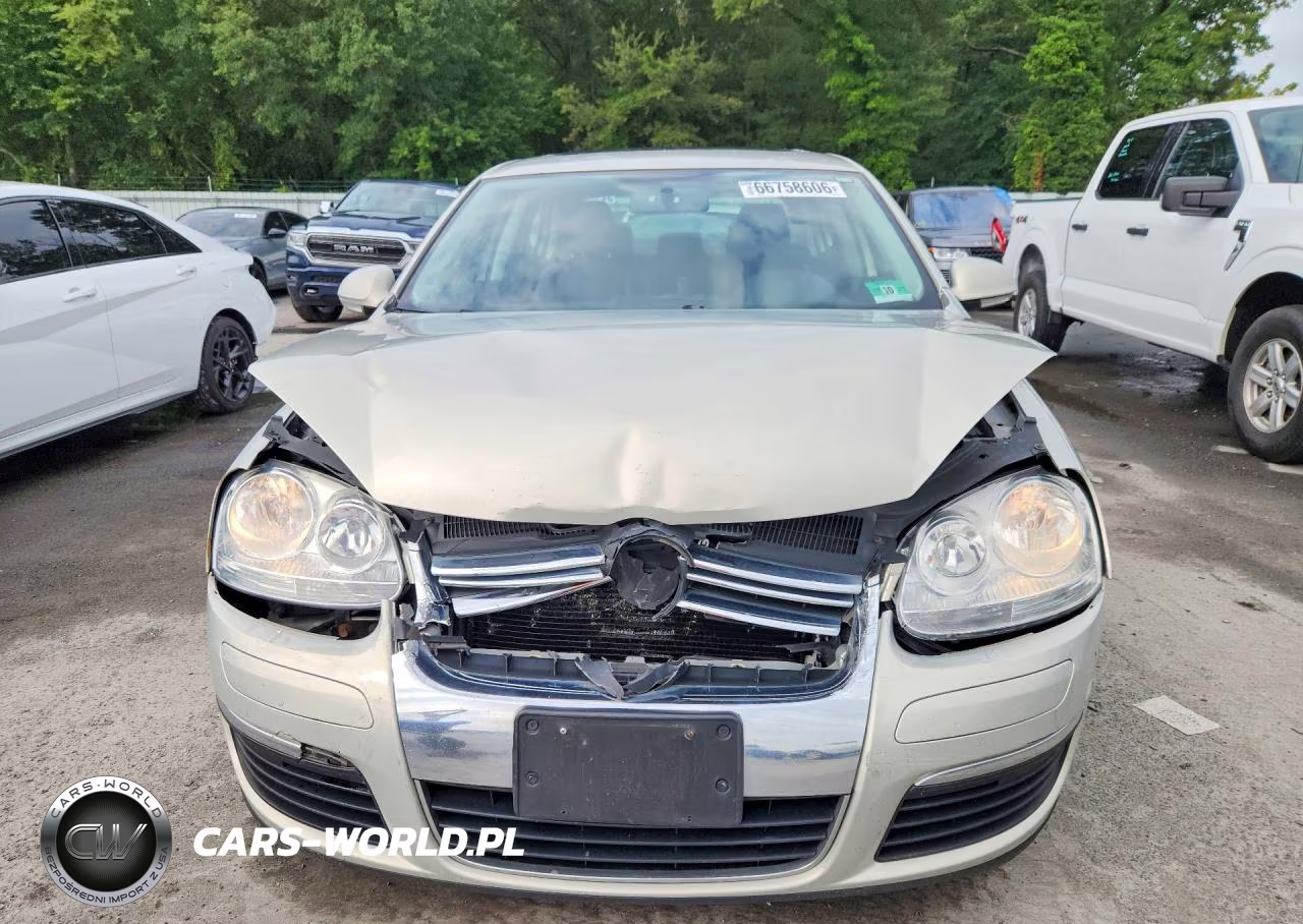 2010 Volkswagen Jetta Se VIN:3VWRZ7AJ9AM042255 - 5