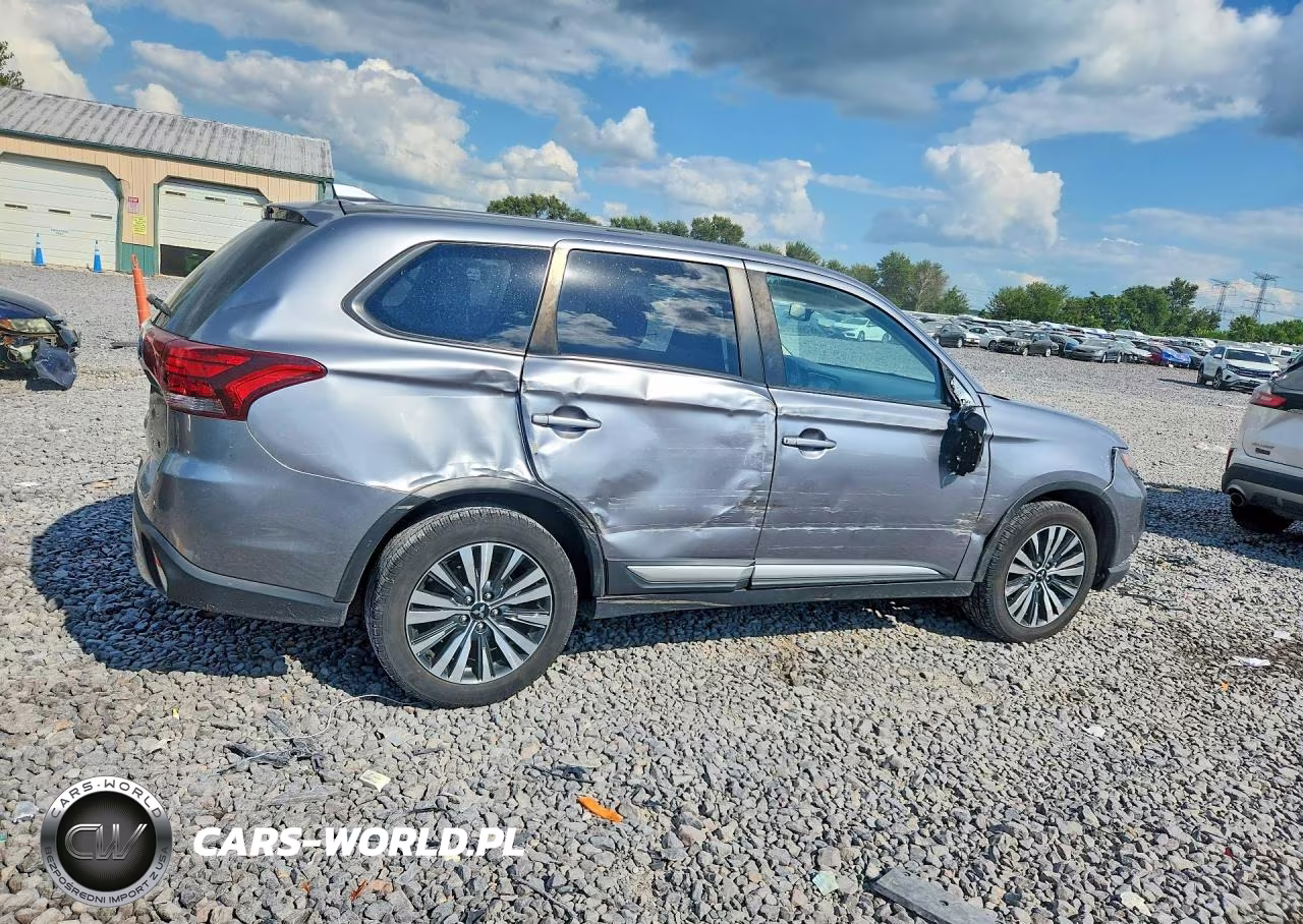 2020 Mitsubishi Outlander Se VIN:JA4AD3A36LZ004101 - 3