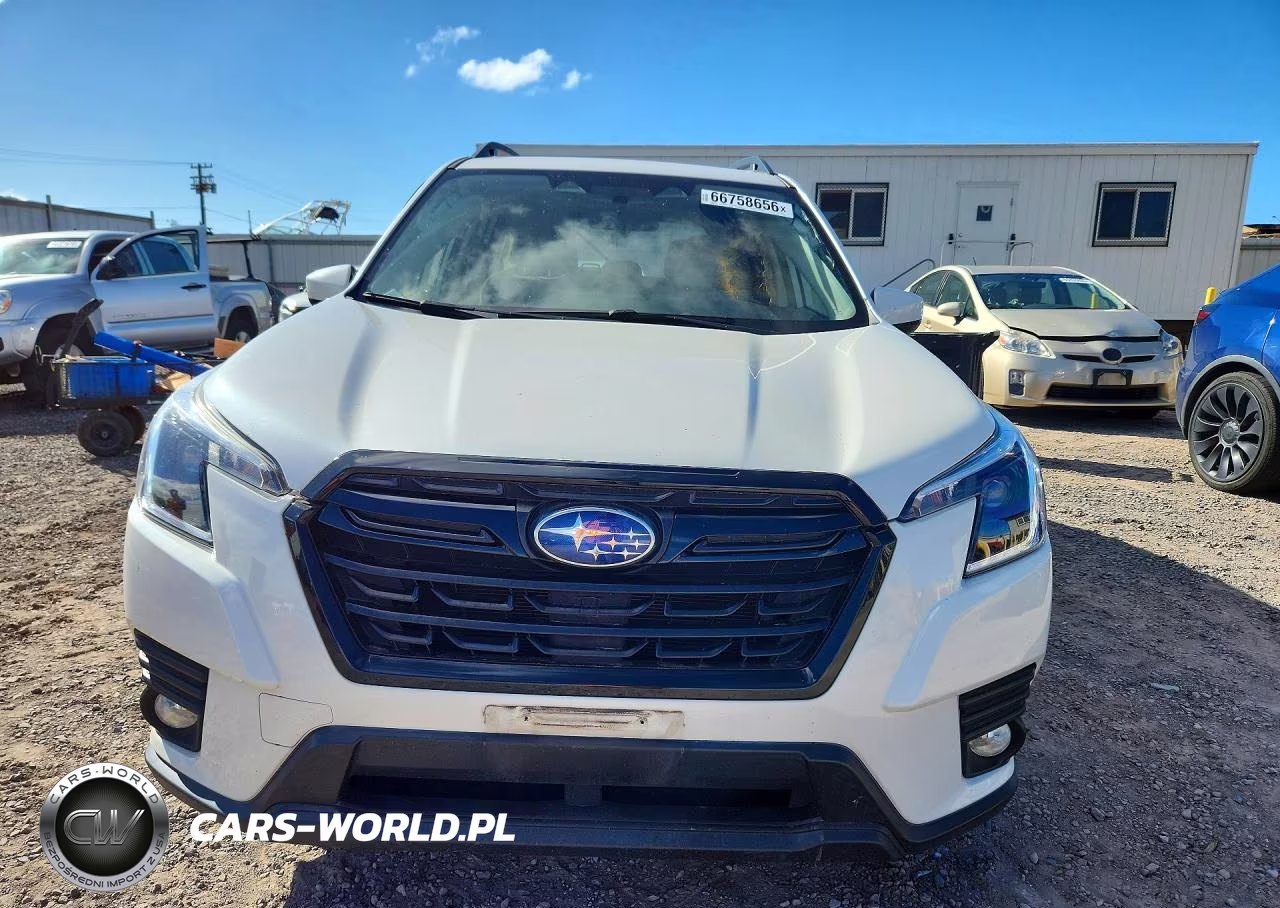 2022 Subaru Forester Premium VIN:JF2SKAEC9NH428252 - 5