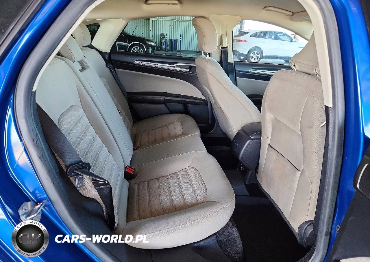 2018 Ford Fusion S Hybrid VIN:3FA6P0UU8JR156216 - 10