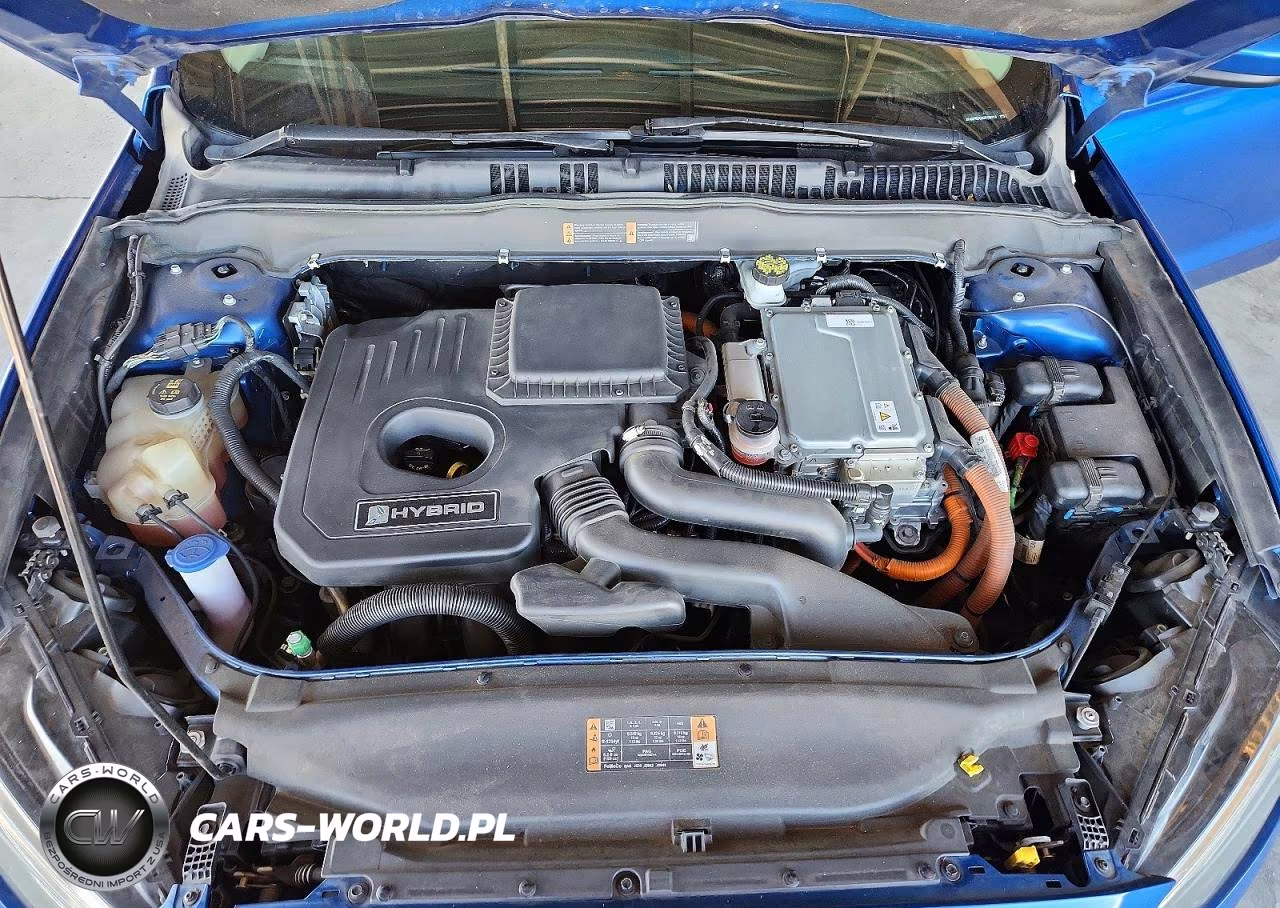 2018 Ford Fusion S Hybrid VIN:3FA6P0UU8JR156216 - 11
