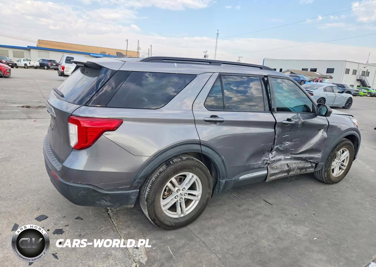 2022 Ford Explorer Xlt VIN:1FMSK7DH6NGA06701 - 3