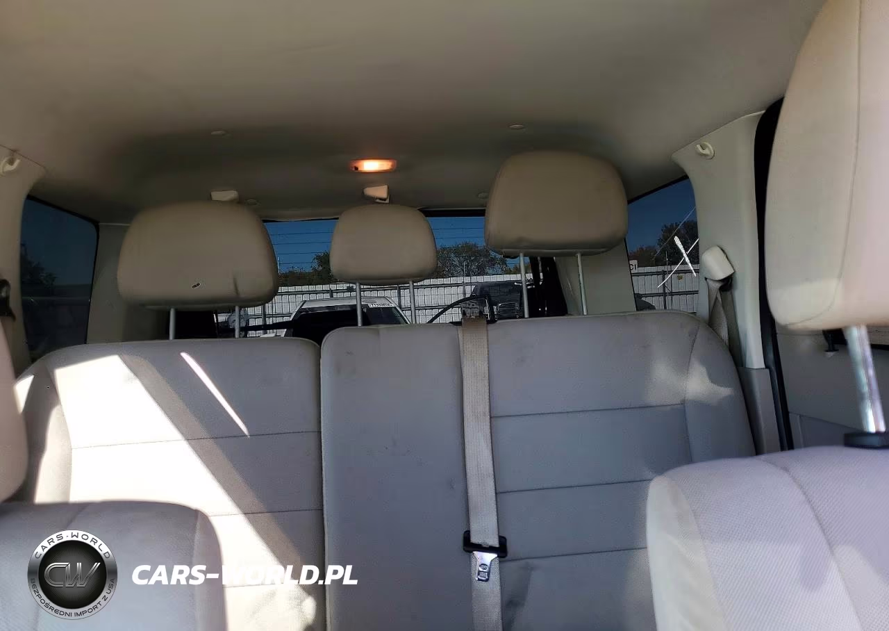 2012 Ford Escape Hybrid VIN:1FMCU4K3XCKA07879 - 10