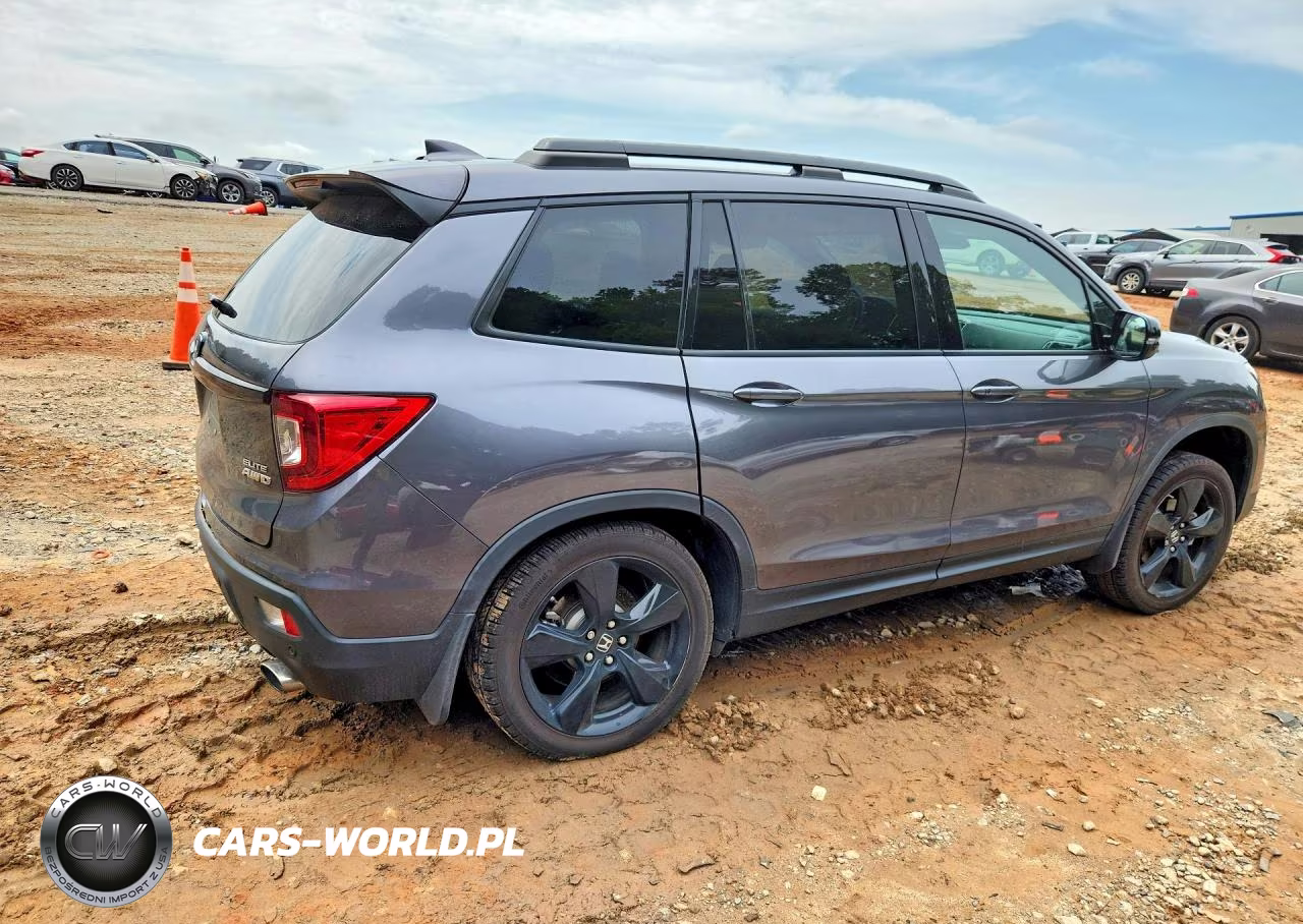 2020 Honda Passport Elite VIN:5FNYF8H05LB020609 - 3