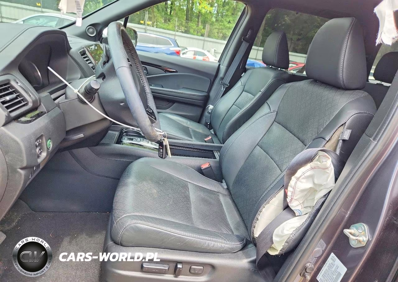 2020 Honda Passport Elite VIN:5FNYF8H05LB020609 - 7