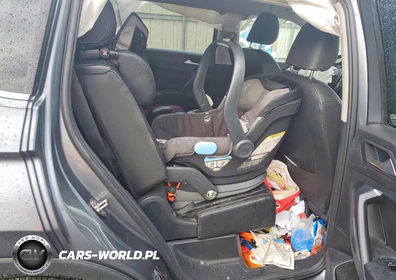 2021 Volkswagen Tiguan Se VIN:3VV2B7AX0MM024987 - 11