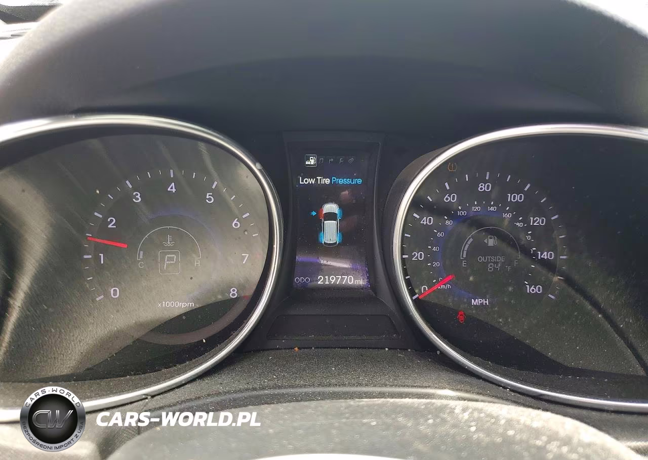2015 Hyundai Santa Fe Limited VIN:KM8SR4HF3FU095861 - 9