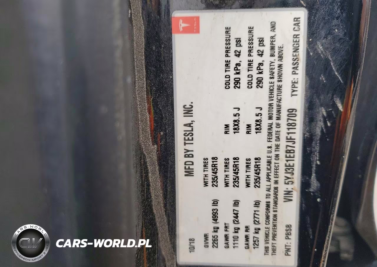 2018 Tesla Model 3 VIN:5YJ3E1EB7JF118709 - 12