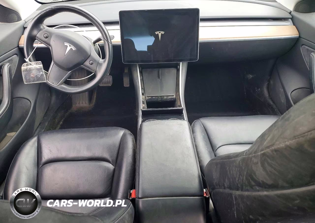 2018 Tesla Model 3 VIN:5YJ3E1EB7JF118709 - 8