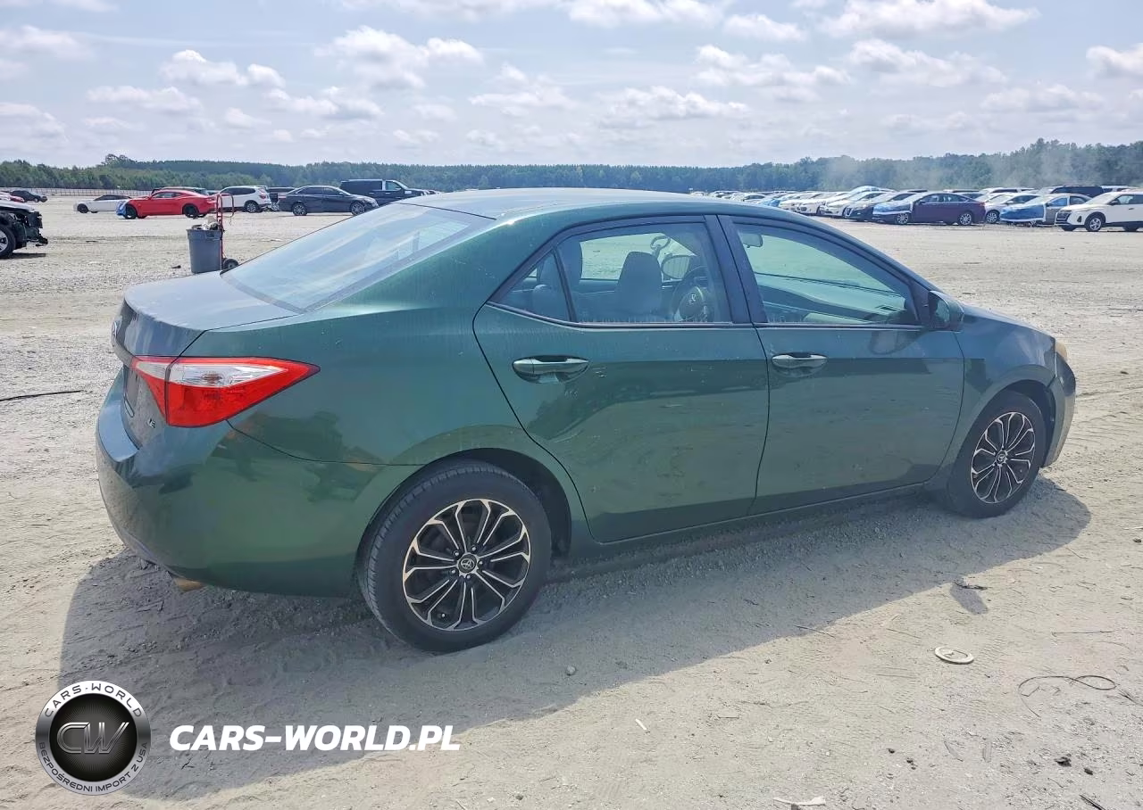 2016 Toyota Corolla Le VIN:2T1BURHE4GC574411 - 3