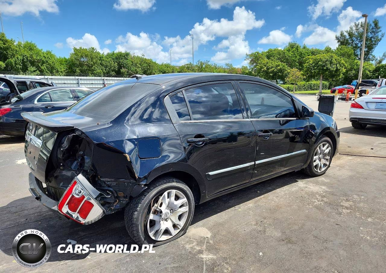2012 Nissan Sentra 2.0 VIN:3N1AB6AP9CL724762 - 3