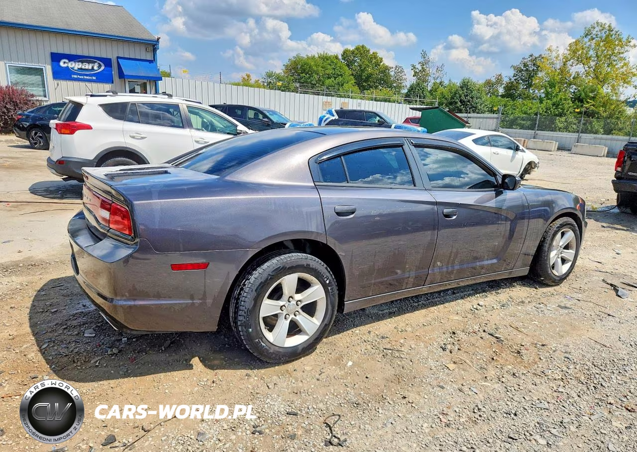 2013 Dodge Charger Se VIN:2C3CDXBG7DH623965 - 3