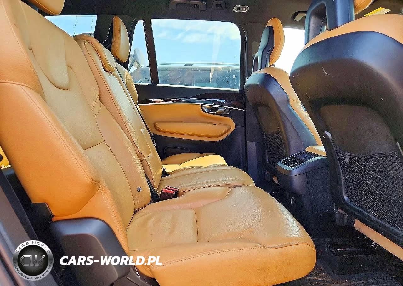 2018 Volvo Xc90 T6 VIN:YV4A22PKXJ1333641 - 11
