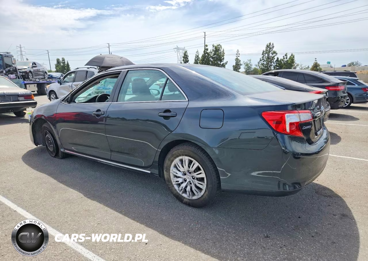 2014 Toyota Camry Le VIN:4T4BF1FKXER390581 - 2