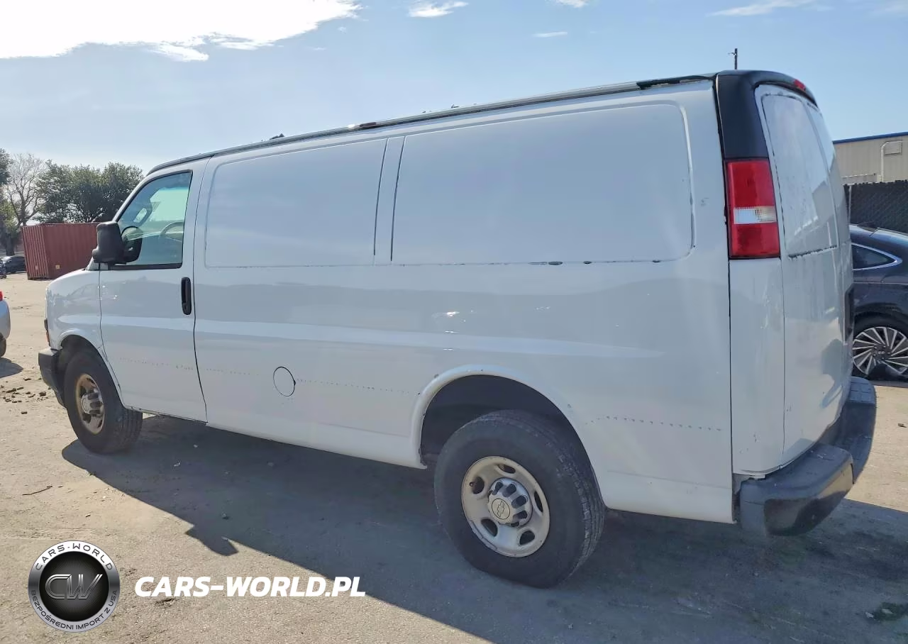 2019 Chevrolet Express G2500 VIN:1GCWGAFP5K1221834 - 2