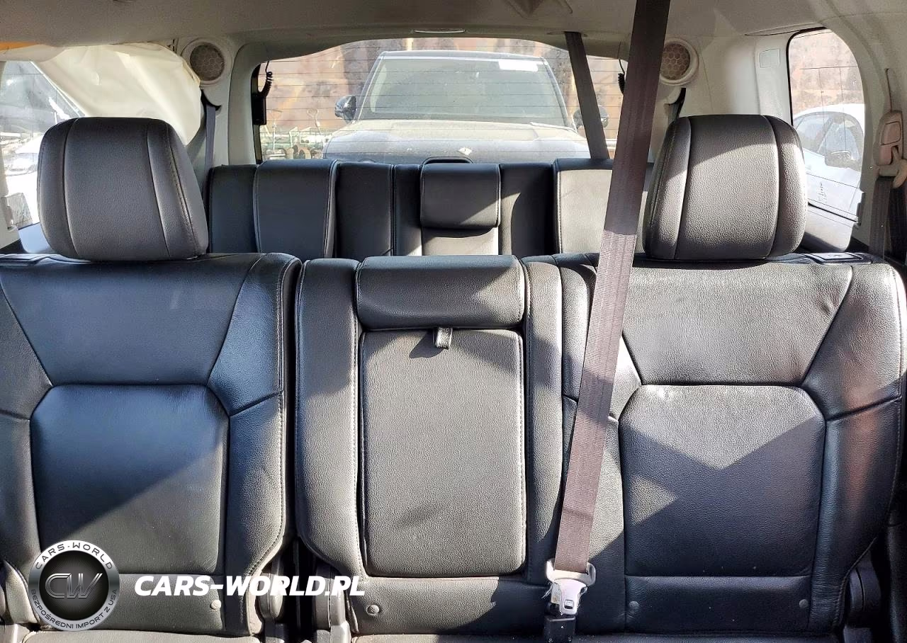 2015 Honda Pilot Touring VIN:5FNYF3H94FB011146 - 10
