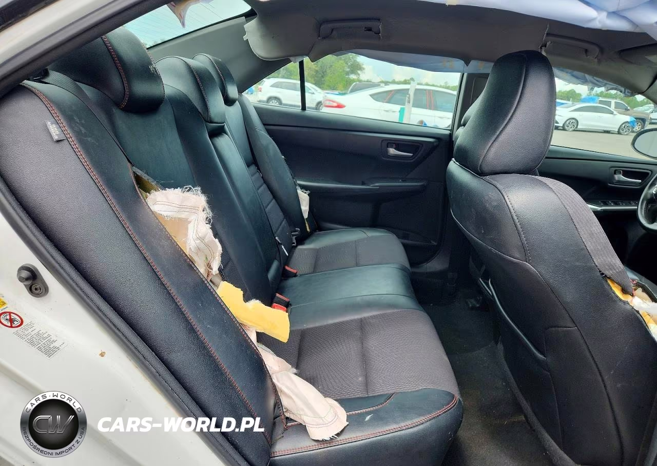 2017 Toyota Camry Se VIN:4T1BF1FK4HU735621 - 10