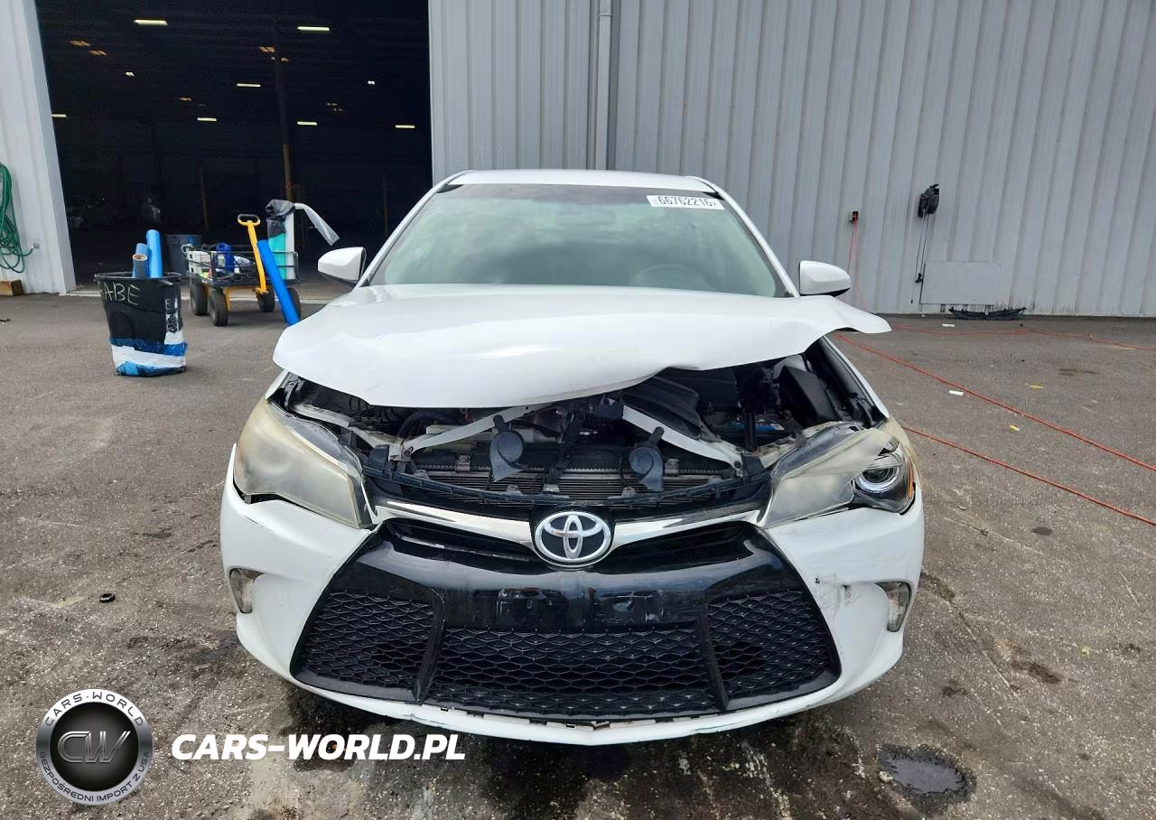 2017 Toyota Camry Se VIN:4T1BF1FK4HU735621 - 5