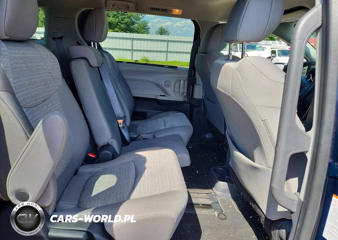 2023 Toyota Sienna Le VIN:5TDKRKECXPS159645 - 11