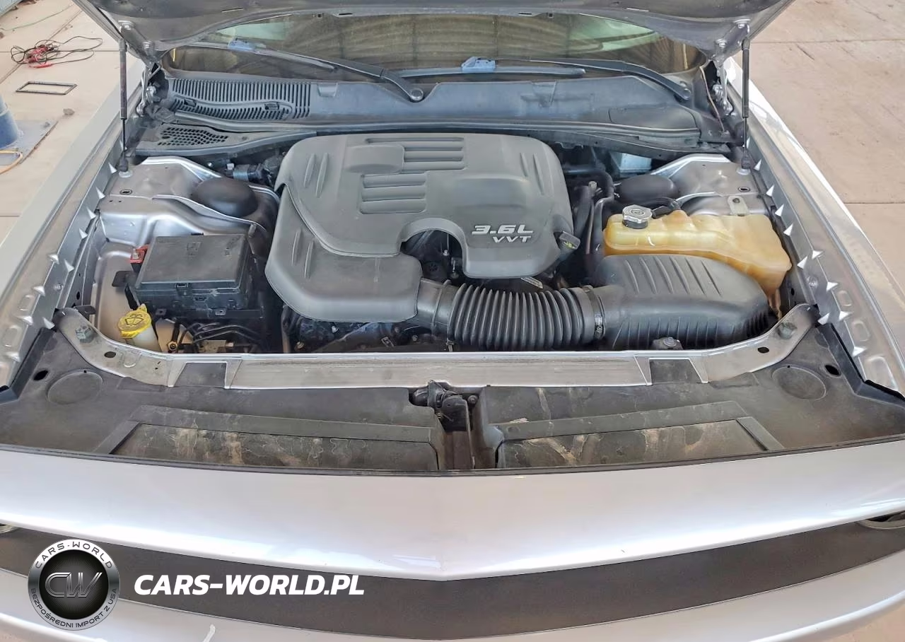 2018 Dodge Challenger Sxt VIN:2C3CDZAG3JH242557 - 11