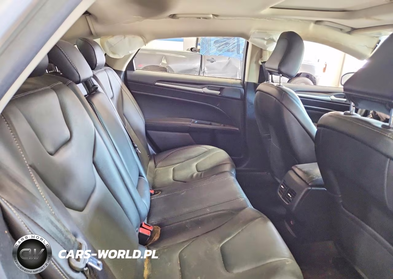 2020 Ford Fusion Titanium VIN:3FA6P0D97LR191781 - 10