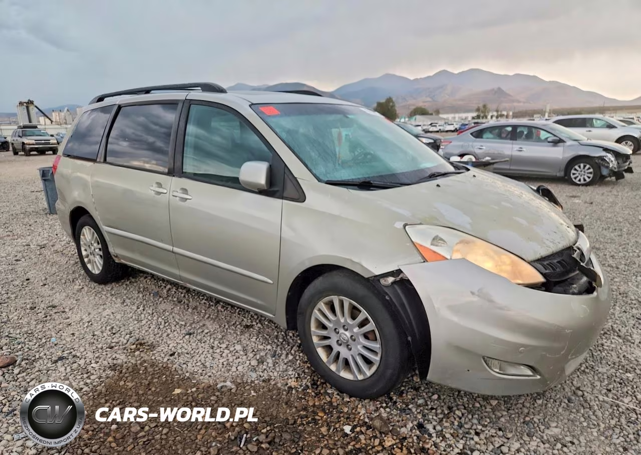 2010 Toyota Sienna Xle VIN:5TDYK4CC3AS295393 - 4