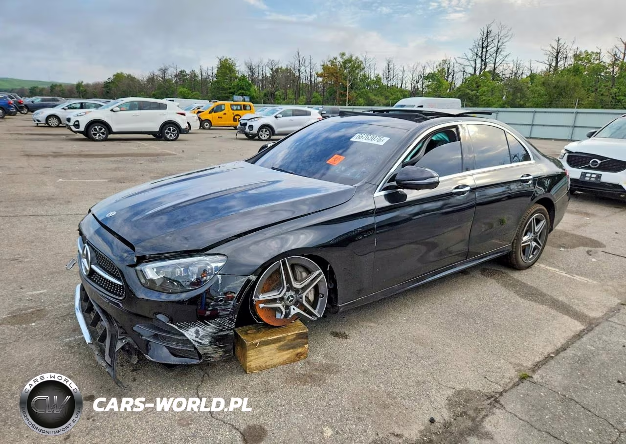 2023 Mercedes-Benz E 350 4Matic – zdjęcie 1 z 12