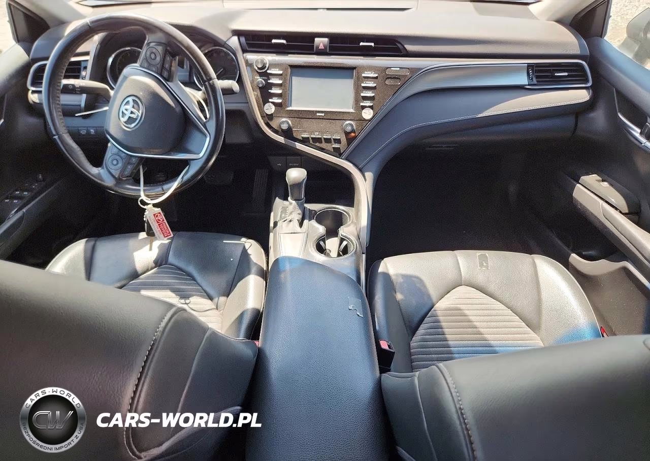 2020 Toyota Camry Se VIN:4T1G11AK0LU886105 - 8