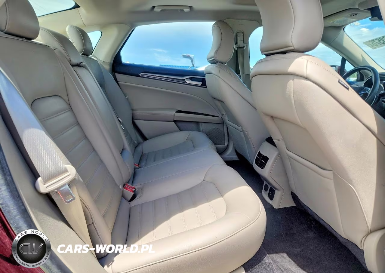 2018 Ford Fusion Se Phev VIN:3FA6P0PU7JR255038 - 10