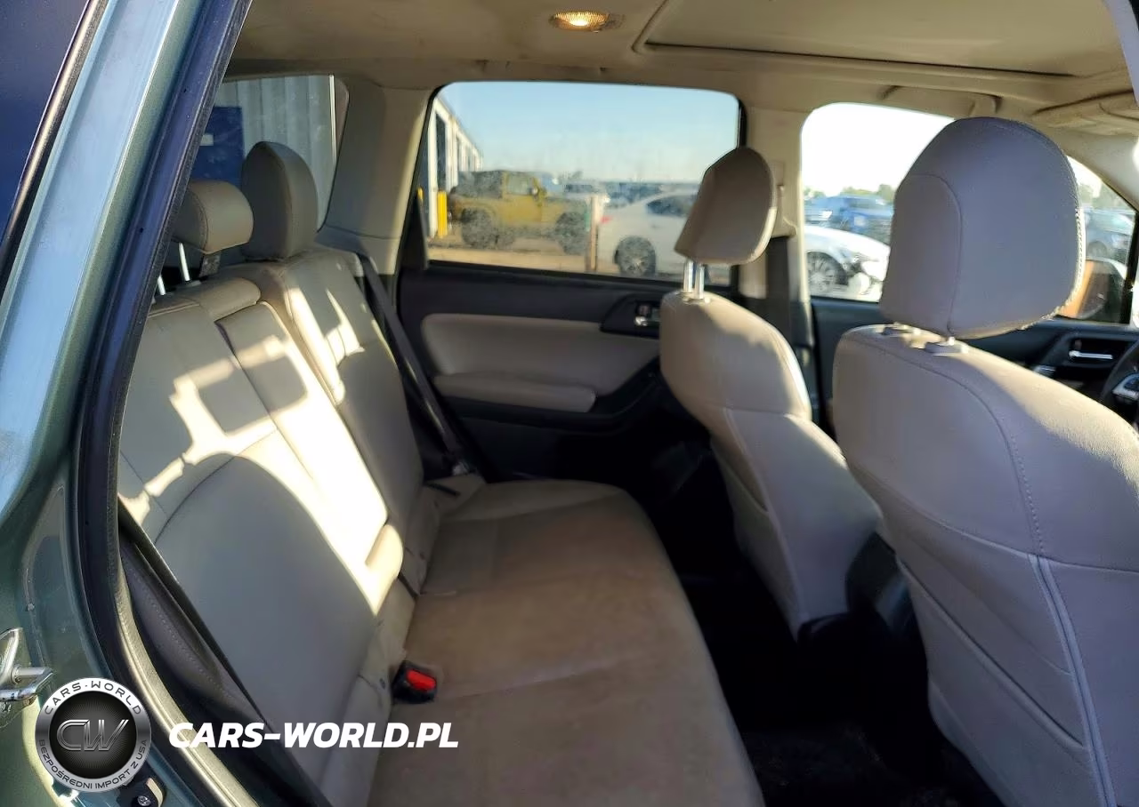 2017 Subaru Forester VIN:JF2SJARC1HH537239 - 10