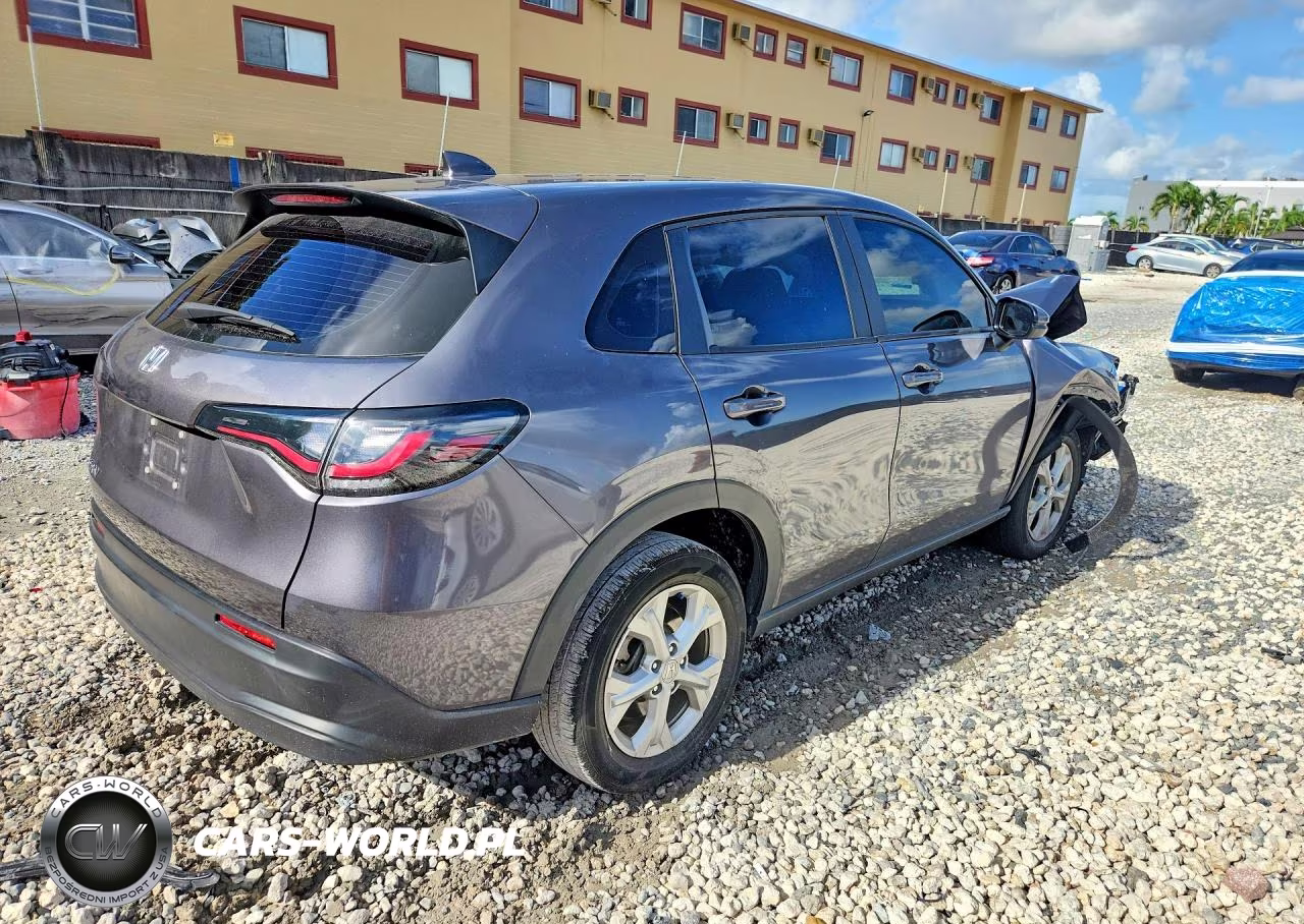 2025 Honda Hr-V Lx VIN:3CZRZ1H30SM726727 - 3
