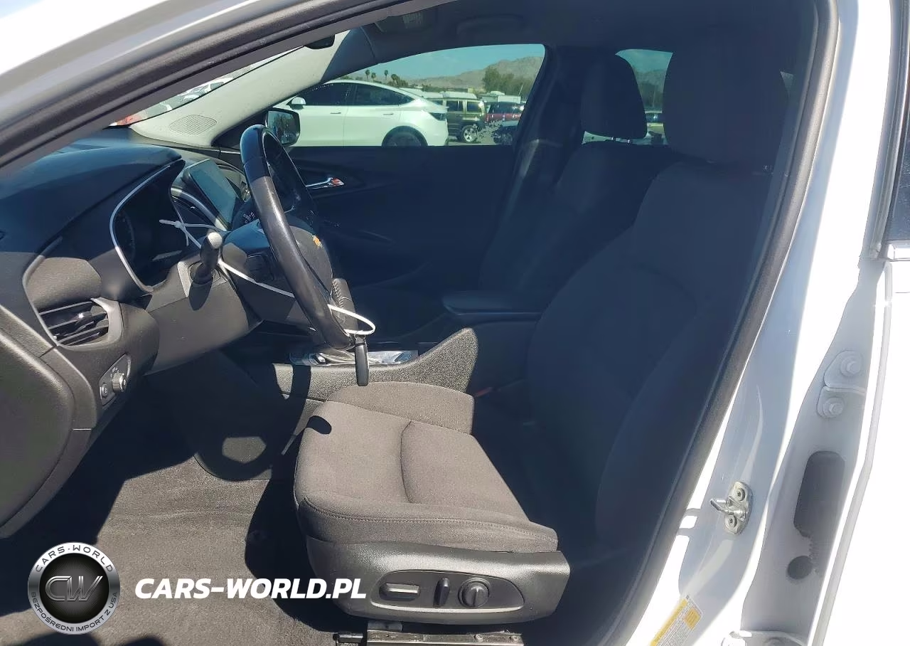 2021 Chevrolet Malibu Rs VIN:1G1ZG5ST8MF030740 - 7