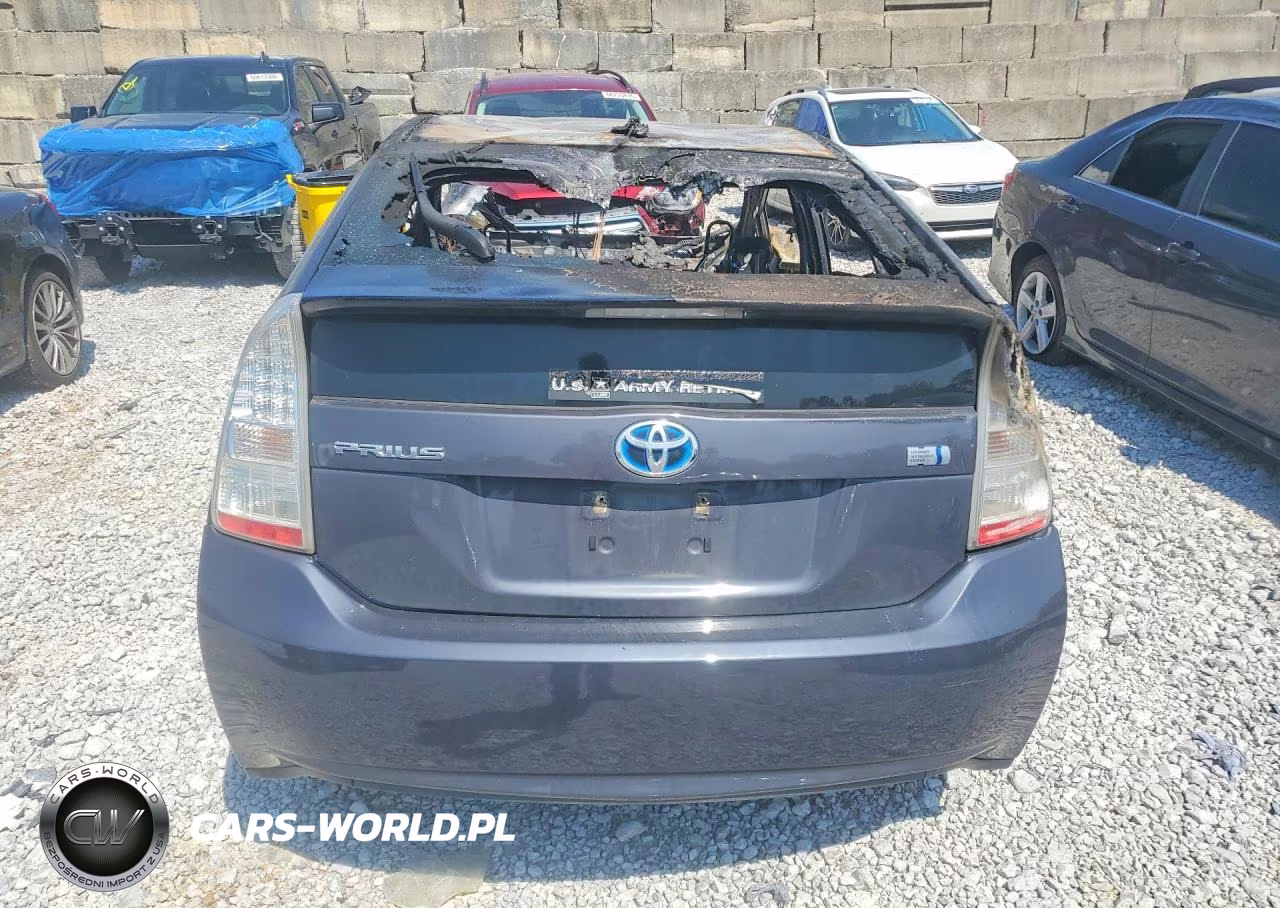 2011 Toyota Prius Three VIN:JTDKN3DUXB5279343 - 6