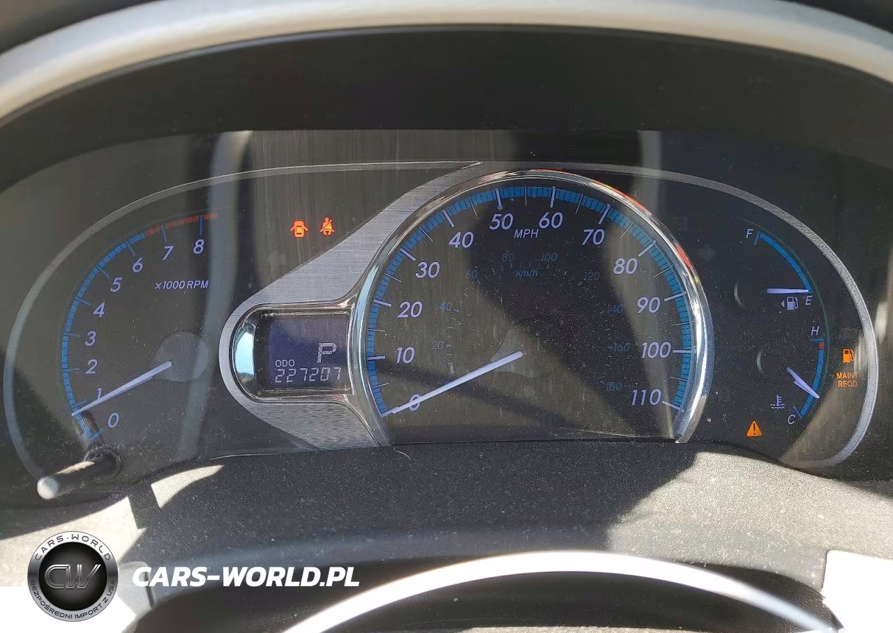 2014 Toyota Sienna Limited 7-Passenger VIN:5TDYK3DC8ES415414 - 9
