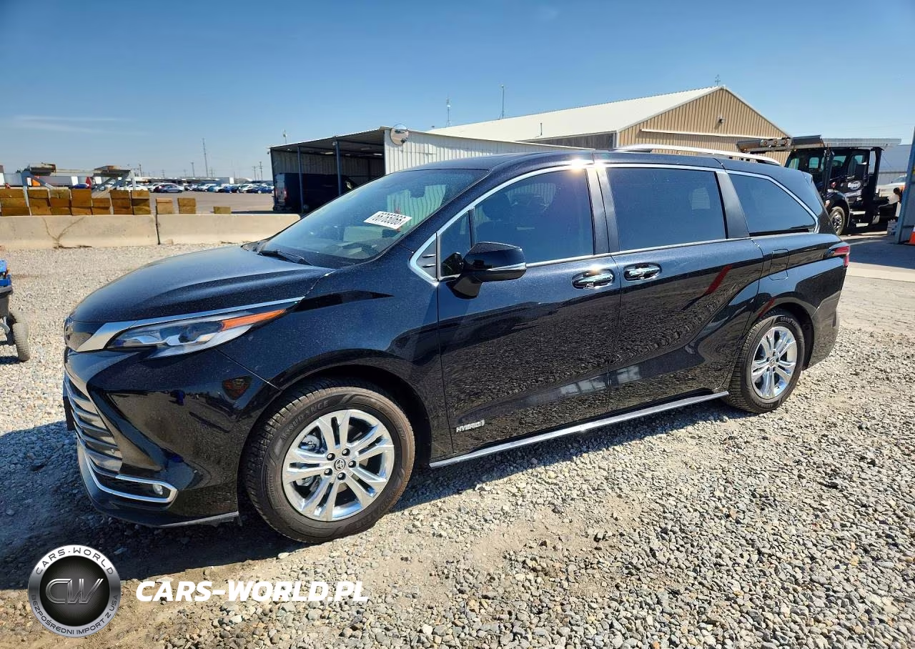 2021 Toyota Sienna Platinum 7-Passenger