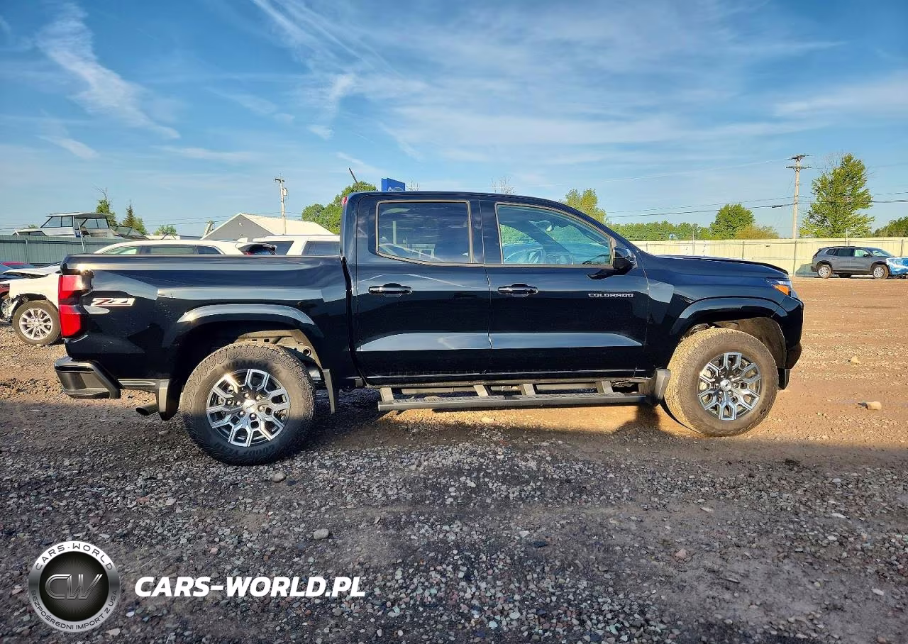 2026 Chevrolet Colorado Z71 VIN:1GCPTDEK7T1201478 - 12